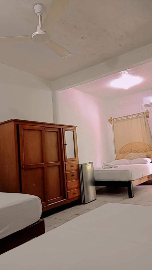 Hotel Bungalows Acuario ปูแอร์โตเอสกอนดิโด ภายนอก รูปภาพ