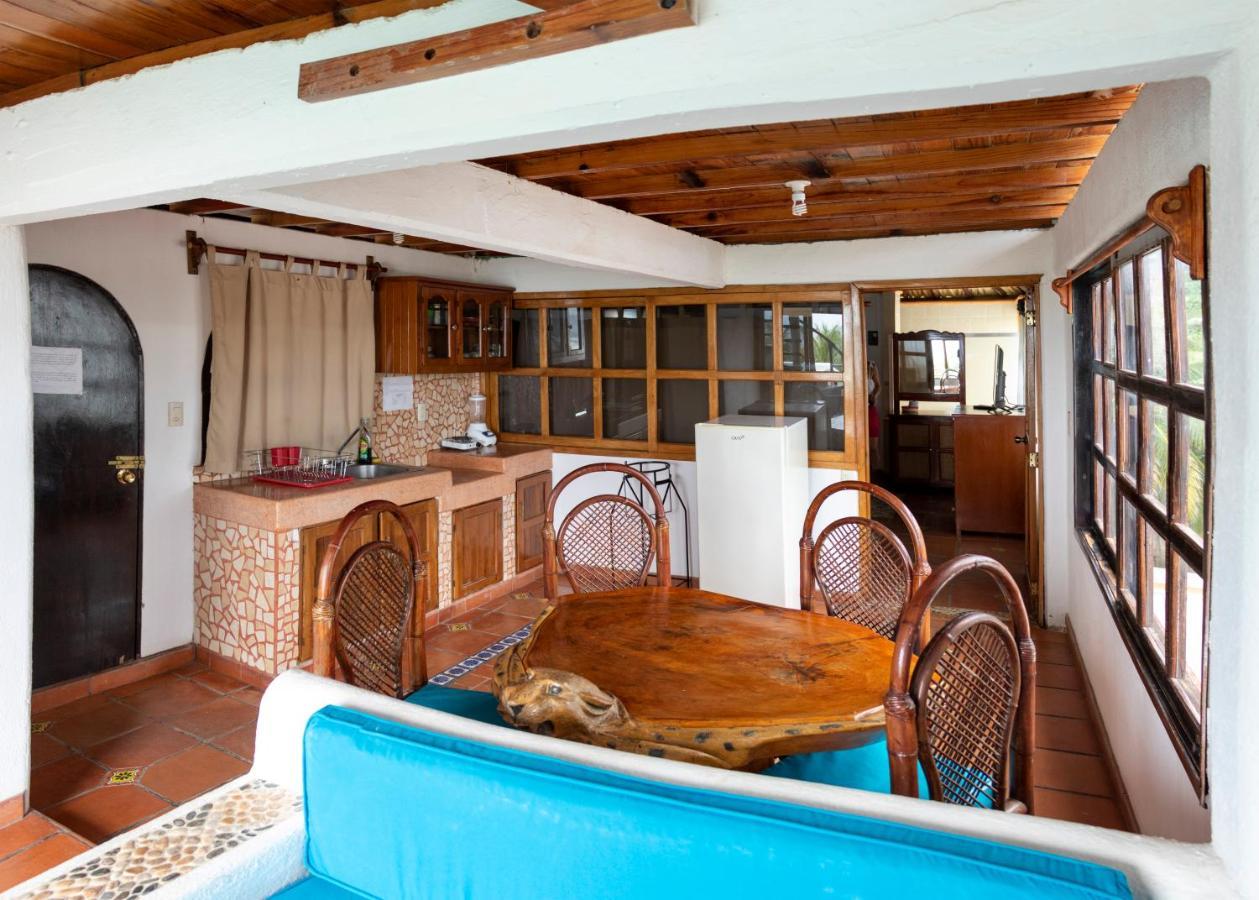 Hotel Bungalows Acuario ปูแอร์โตเอสกอนดิโด ภายนอก รูปภาพ