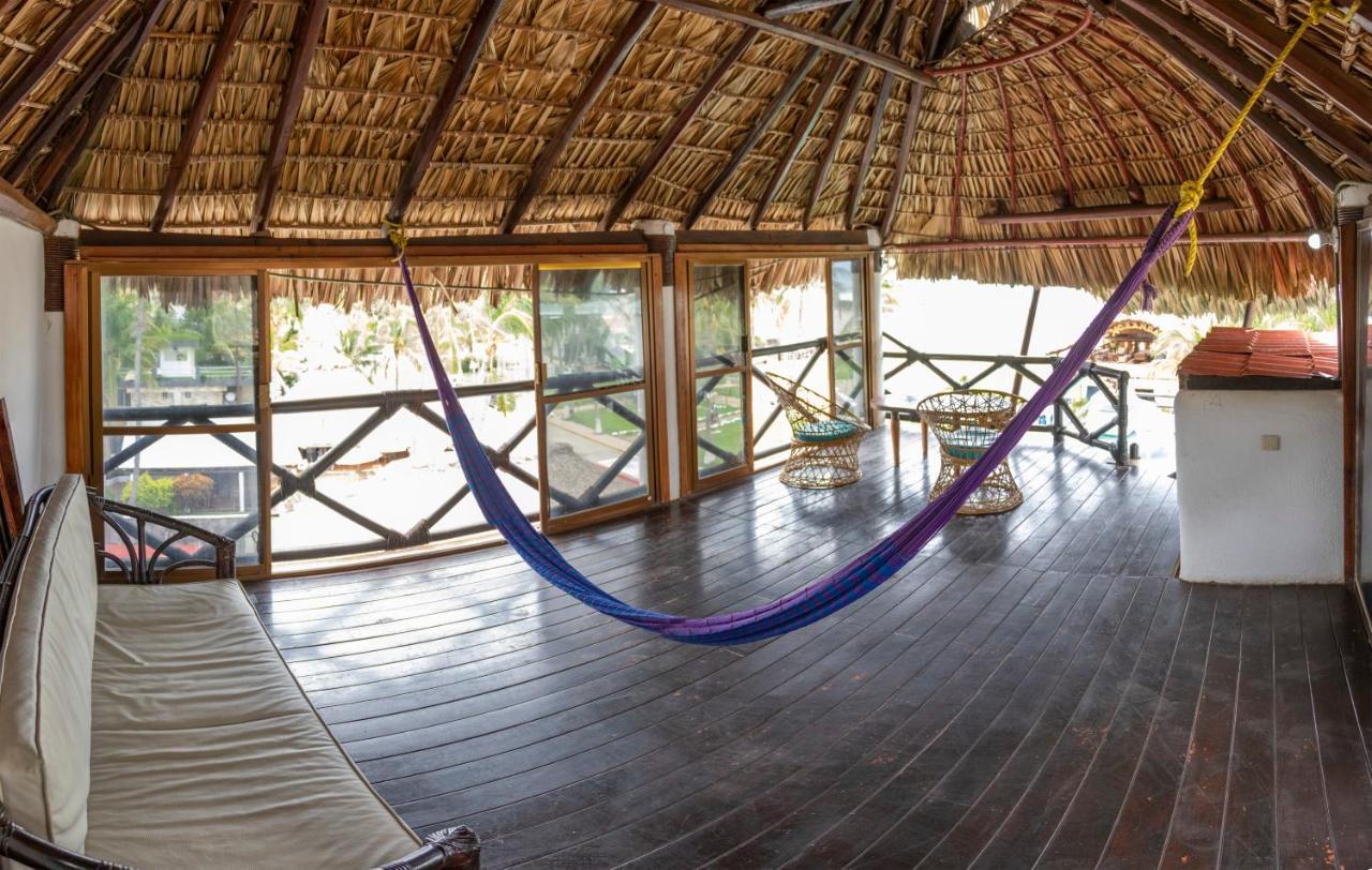 Hotel Bungalows Acuario ปูแอร์โตเอสกอนดิโด ภายนอก รูปภาพ
