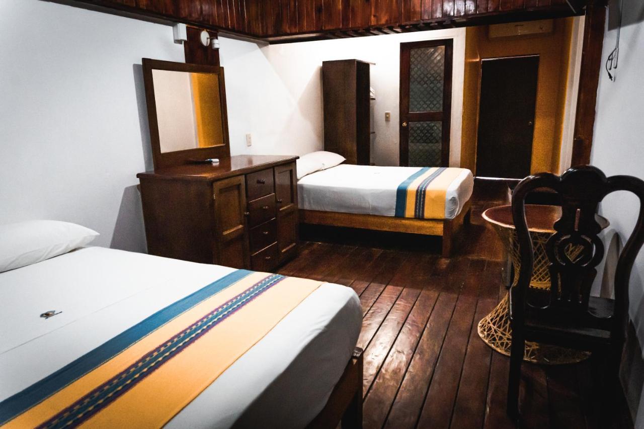 Hotel Bungalows Acuario ปูแอร์โตเอสกอนดิโด ภายนอก รูปภาพ