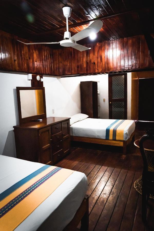 Hotel Bungalows Acuario ปูแอร์โตเอสกอนดิโด ภายนอก รูปภาพ